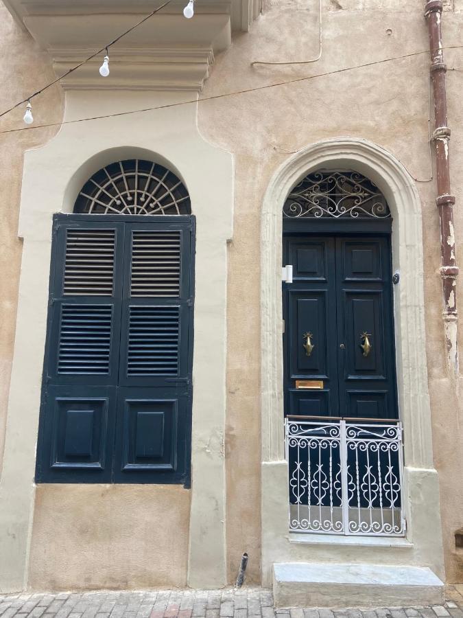 No 25 3 * Birgu